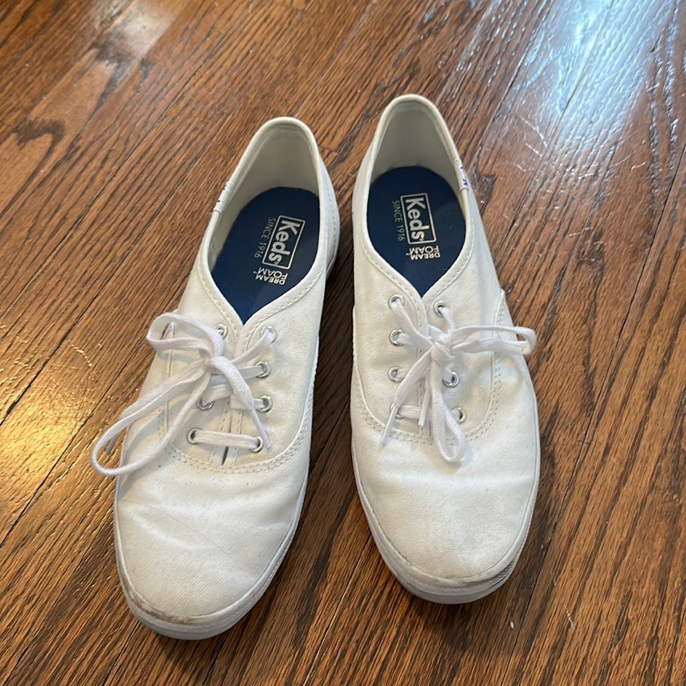 White Keds - Sz 8
